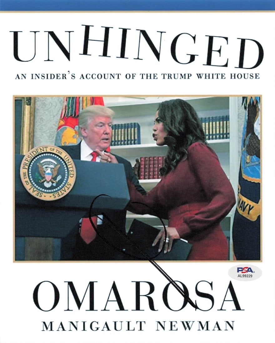 OMAROSA MANIGAULT Autographed 8x10 Photo PSA/DNA Certified: OMAROSA MANIGAULT Autographed 8x10 Photo PSA/DNA Certified This is an 8x10 photograph signed by Omarosa Manigault, a prominent figure known for her involvement in politics. The autograph has been auth