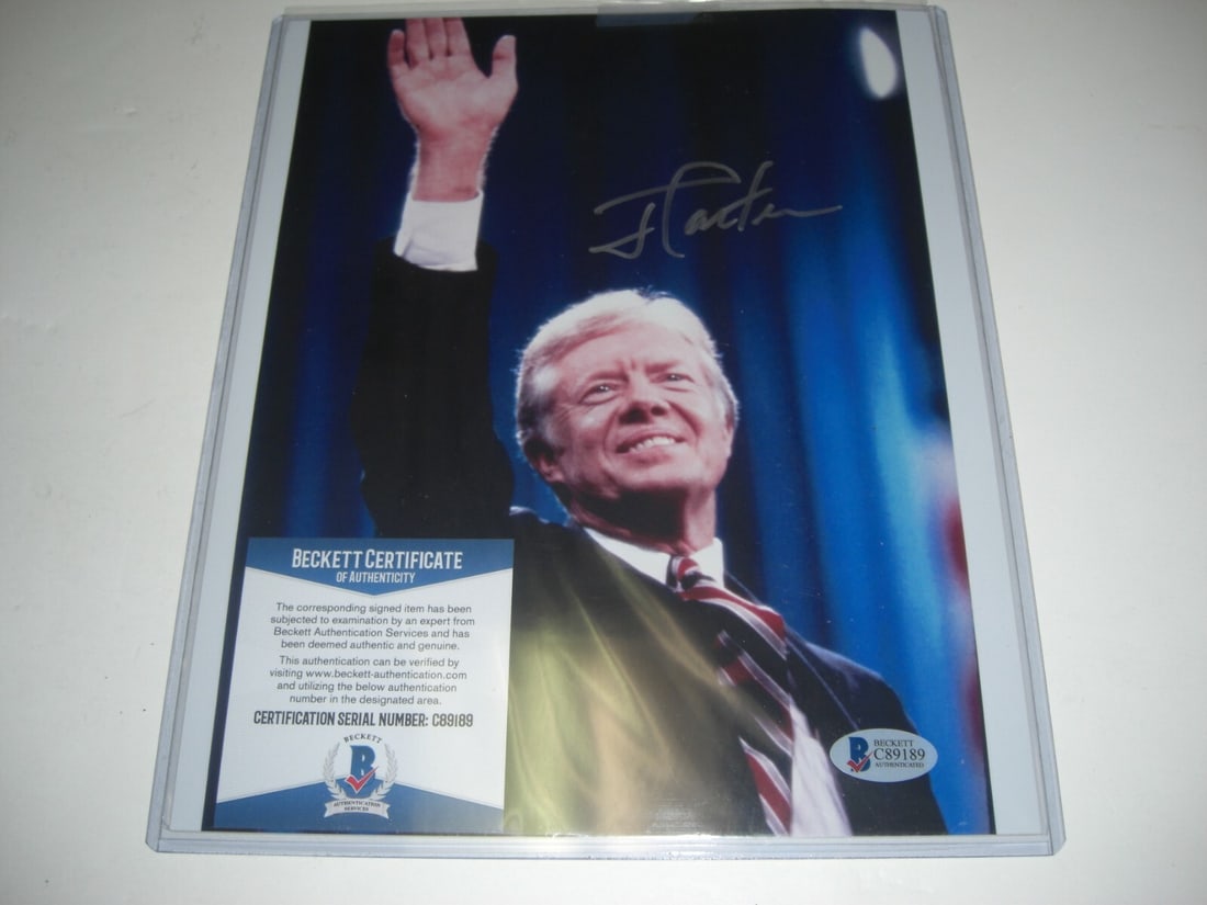Signed Jimmy Carter 8x10 Original Photograph Beckett COA: Signed Jimmy Carter 8x10 Original Photograph Beckett COA This is an original 8x10 photograph signed by Jimmy Carter, former President of the United States and Nobel Peace Prize winner. The photograph 