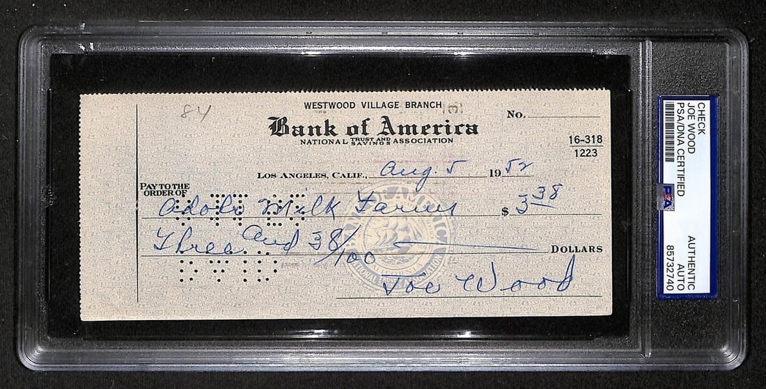1952 Smokey Joe Wood Signed Bank Check PSA DNA Boston Red Sox HOF: 1952 Smokey Joe Wood Signed Bank Check PSA DNA Boston Red Sox HOF This is an original 1952 bank check signed by Smokey Joe Wood, the Hall of Fame pitcher for the Boston Red Sox. The check has been aut