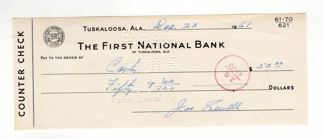Joe Sewell Autographed Bank Check Yankees Indians 1961 JSA Authenticated: Joe Sewell Autographed Bank Check Yankees Indians 1961 JSA Authenticated This is an authentic bank check signed by Joe Sewell, a legendary player known for his time with the New York Yankees and the C