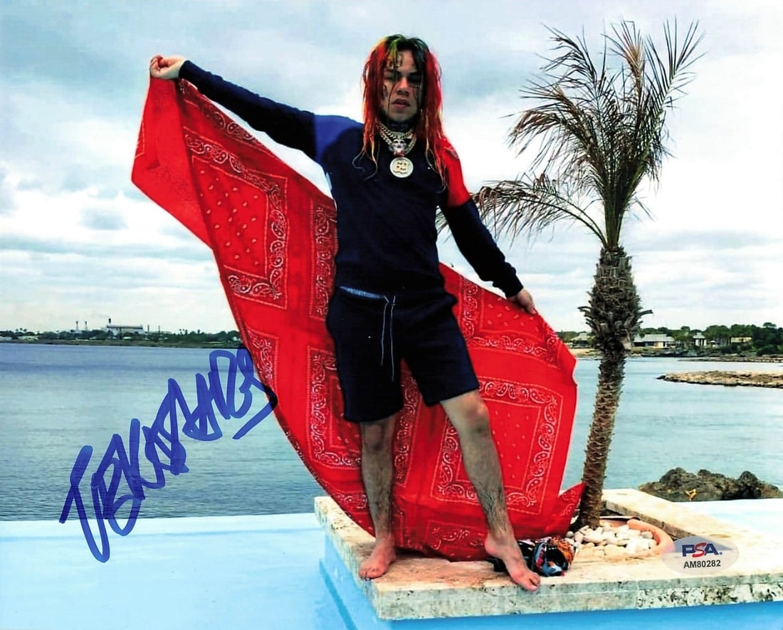 Tekashi 6IX9INE Signed 8x10 Photo PSA/DNA Authentic Rapper Collectible: Tekashi 6IX9INE Signed 8x10 Photo PSA/DNA Authentic Rapper Collectible This is an original 8x10 photograph signed by the renowned rapper Tekashi 6IX9INE. The autograph has been authenticated by PSA/DN