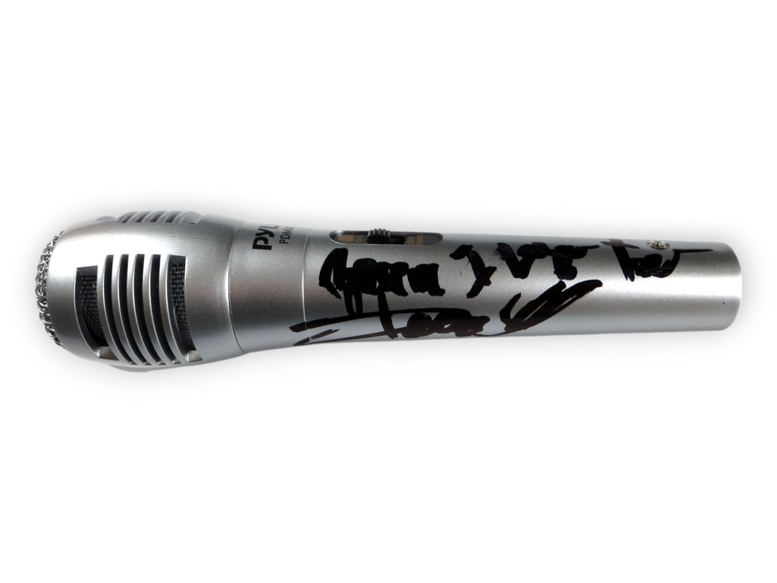Microphone Signed by Stevie B Because I Love You Beckett Authenticated: Microphone Signed by Stevie B Because I Love You Beckett Authenticated This is an original microphone autographed by Stevie B, featuring the inscription "Because I Love You." The autograph is authenti