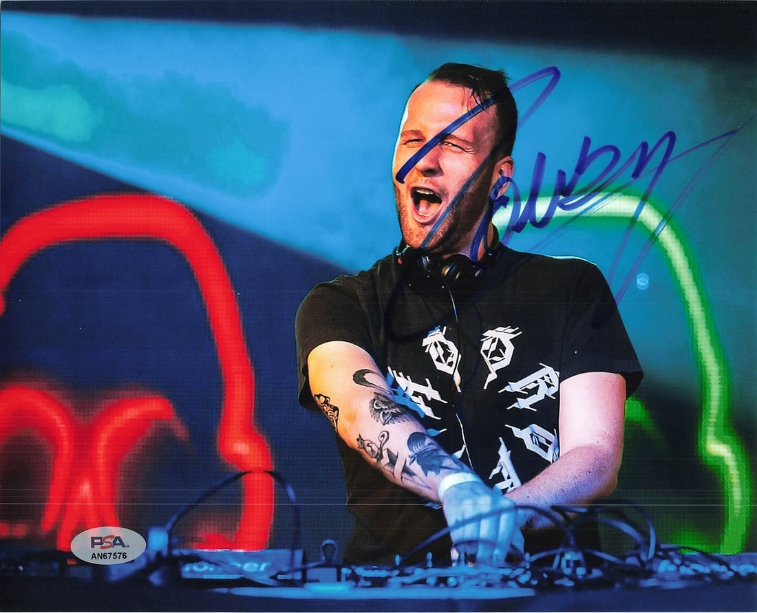 Zomboy Autographed 8x10 Photo with PSA/DNA Authentication: Zomboy Autographed 8x10 Photo with PSA/DNA Authentication This item features a professionally printed 8x10 photograph autographed by Zomboy. The autograph has been authenticated by PSA/DNA, ensuring i