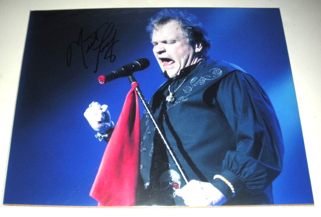 Signed 11x14 Meatloaf Photo With COA Autographed By Marvin Lee Aday: Signed 11x14 Meatloaf Photo With COA Autographed By Marvin Lee Aday This is an original 11x14 photograph signed by Meat Loaf (Marvin Lee Aday), the renowned musician. The item is pre-owned and comes f