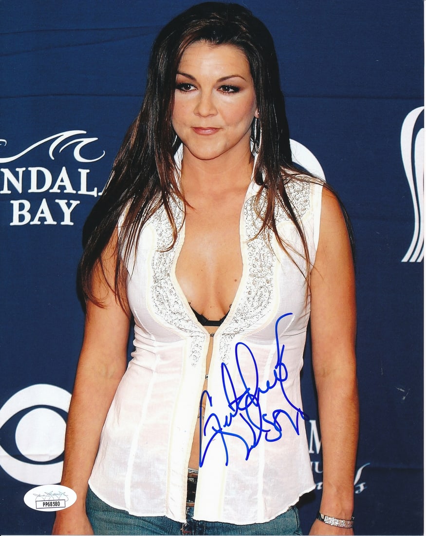 Gretchen Wilson 8x10 Signed Photo Authenticated by JSA: Gretchen Wilson 8x10 Signed Photo Authenticated by JSA This listing features an original 8x10 photo autographed by performer Gretchen Wilson. The autograph has been authenticated by JSA, including a t