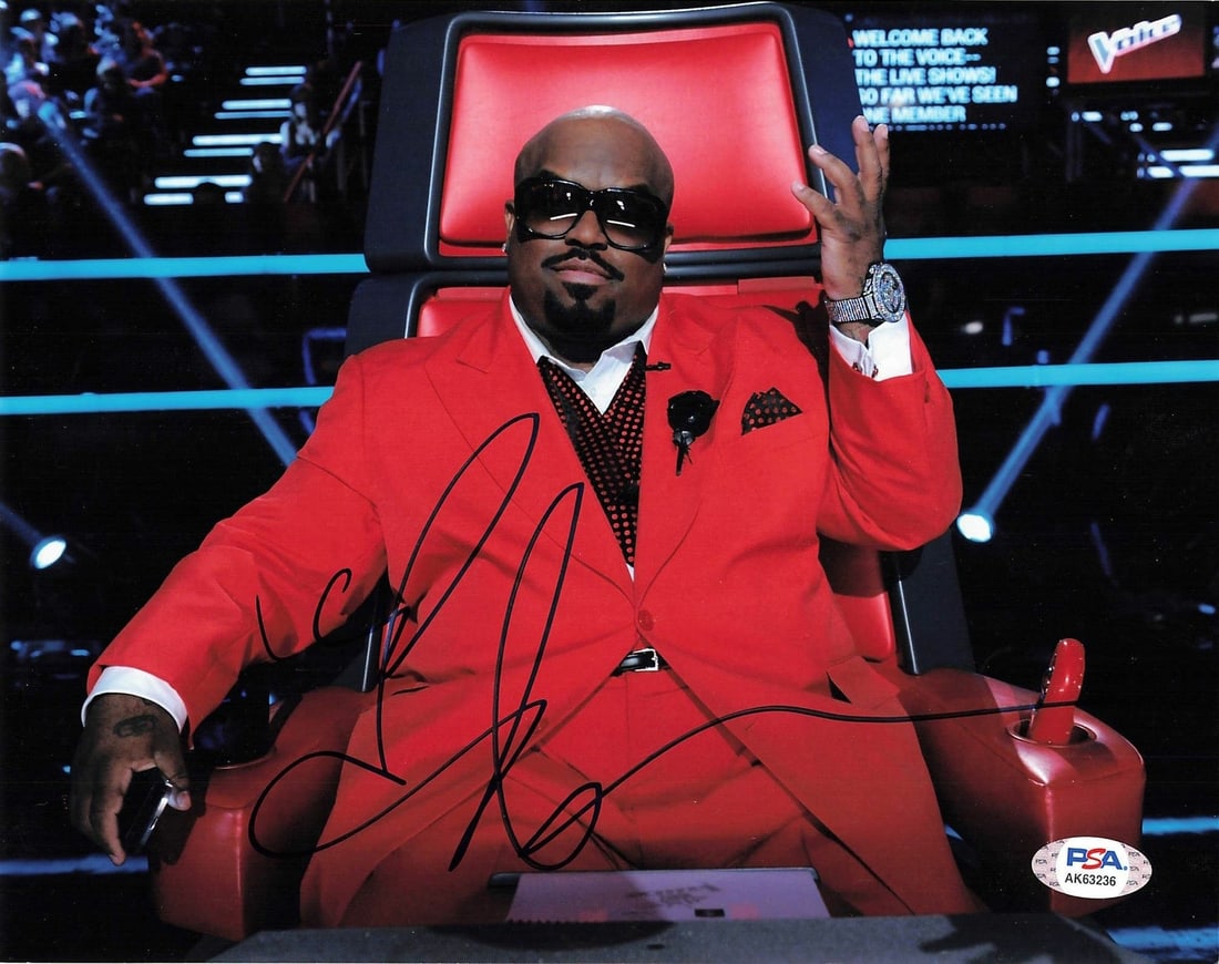 CeeLo Green Autographed 8x10 Photo PSA/DNA Certified Music Memorabilia: CeeLo Green Autographed 8x10 Photo PSA/DNA Certified Music Memorabilia This professionally printed 8x10 photograph captures CeeLo Green in stunning detail and is adorned with his authentic signature. 