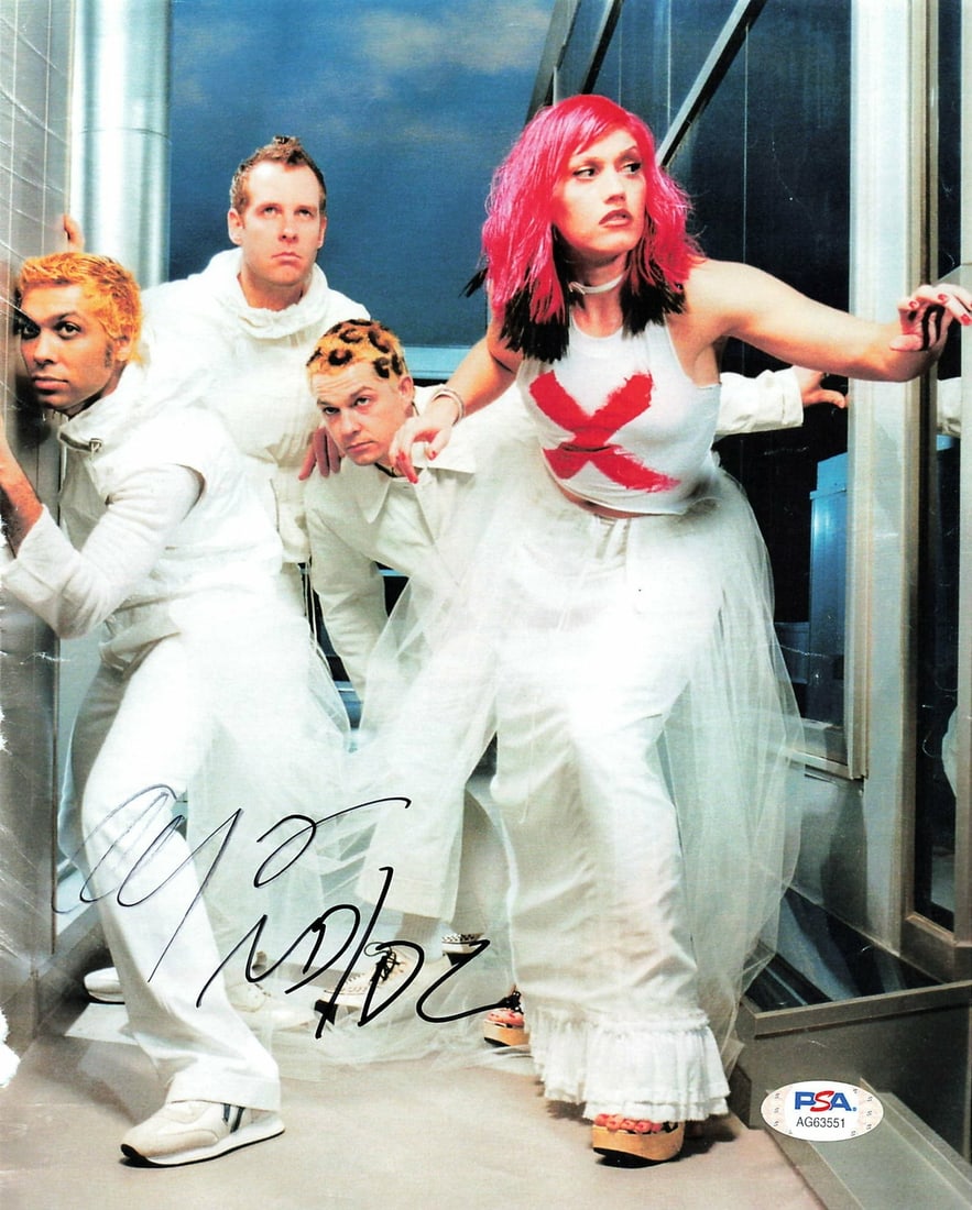 Adrian Young Autographed 8x10 Photo PSA/DNA Authentic Signature: Adrian Young Autographed 8x10 Photo PSA/DNA Authentic Signature This is a professionally printed 8x10 photograph autographed by Adrian Young. The signature has been authenticated by PSA/DNA, ensuring 