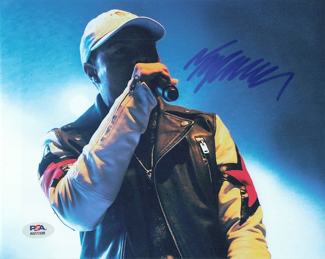 Taylor Bennett Autographed 8x10 Photo PSA/DNA Certified Music Memorabilia: Taylor Bennett Autographed 8x10 Photo PSA/DNA Certified Music Memorabilia This is an original professionally printed 8x10 photograph signed by Taylor Bennett. The autograph has been authenticated by P