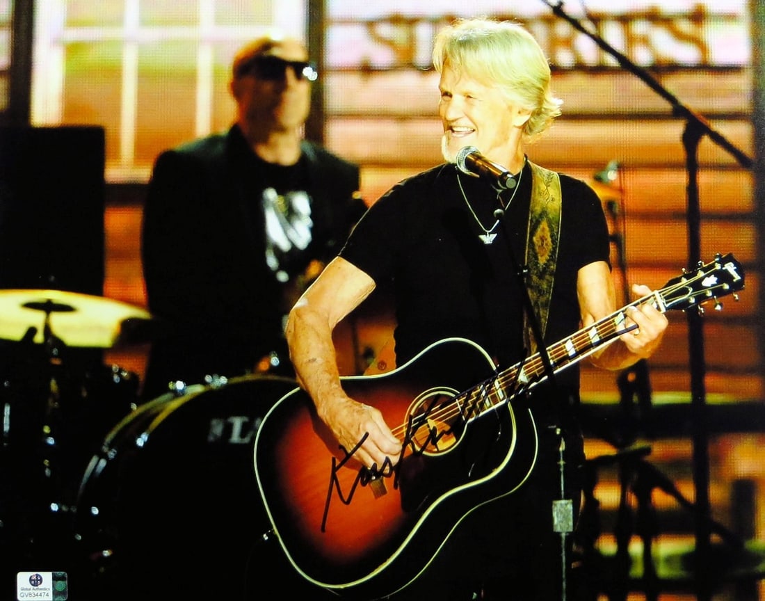 Kris Kristofferson Signed 11x14 Photo Authenticated by Global Authentics (1 of 2)
