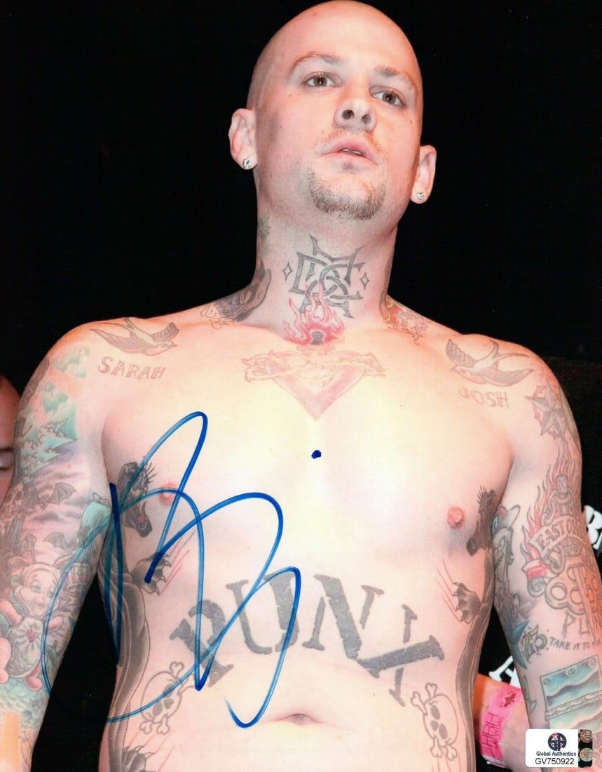 Benji Madden Good Charlotte signed 8x10 photograph GAI authenticated (1 of 2)