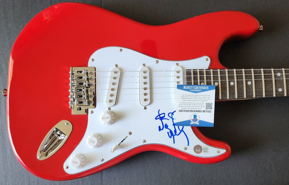 Beckett Authenticated Nancy Wilson Signed Electric Guitar Heart (1 of 3)