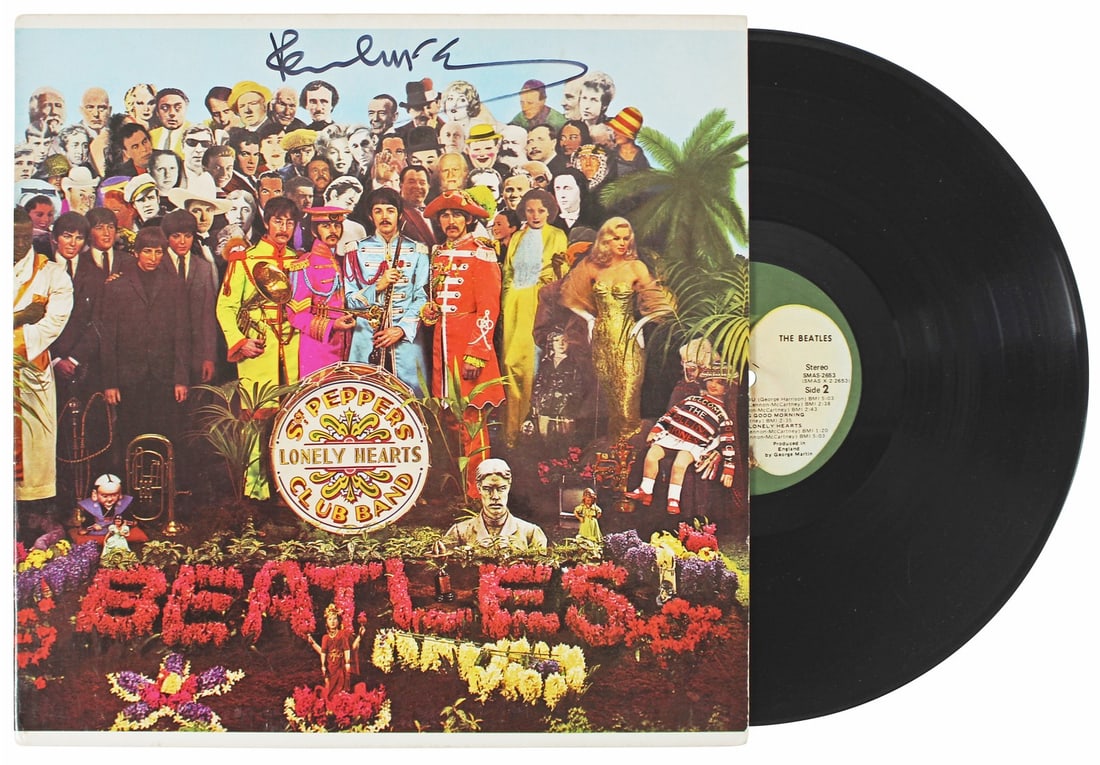 Paul McCartney Autographed Sgt Pepper Album Cover With Vinyl JSA Authenticated: Paul McCartney Autographed Sgt Pepper Album Cover With Vinyl JSA Authenticated This is an original Sgt. Pepper's Lonely Hearts Club Band album cover with vinyl, personally signed by Paul McCartney of 