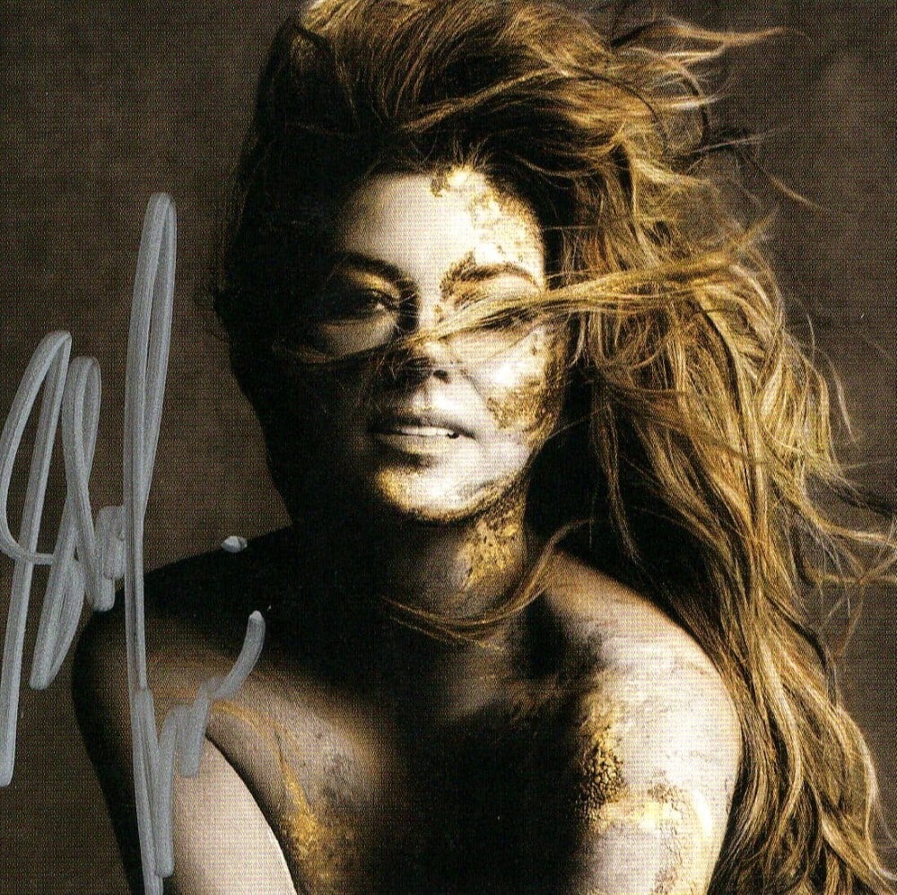 Shania Twain Queen of Me Signed Art Card Photo JSA Authenticated: Shania Twain Queen of Me Signed Art Card Photo JSA Authenticated This Shania Twain autographed art card photo is a fantastic collectible for fans. Measuring approximately 3.75" x 4", this original pie