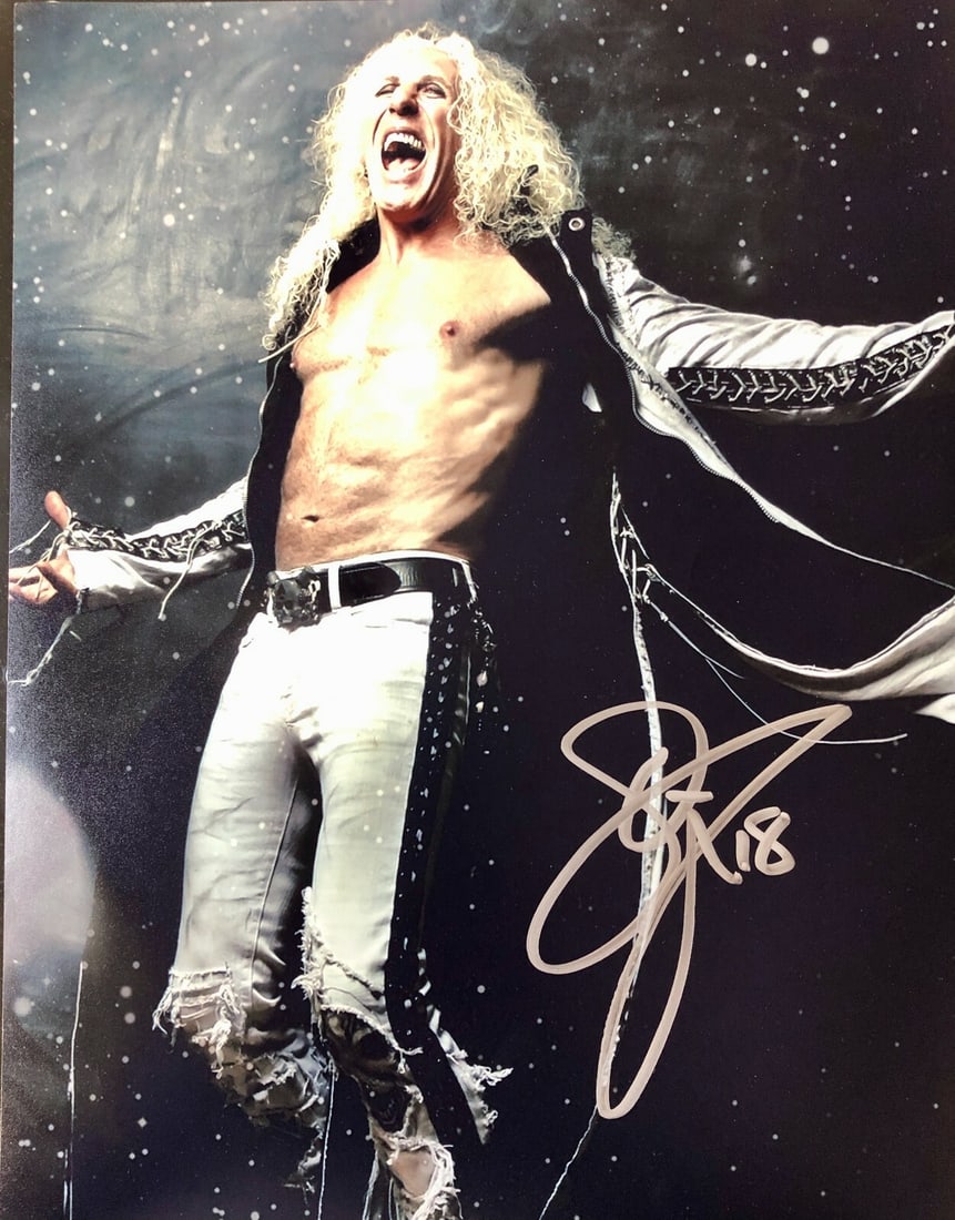Dee Snider Signed 11x14 Photo Guaranteed Authentic: Dee Snider Signed 11x14 Photo Guaranteed Authentic This is an original 11x14 color photograph of Dee Snider, the iconic frontman of the rock band Twisted Sister. The photo is autographed in silver sha