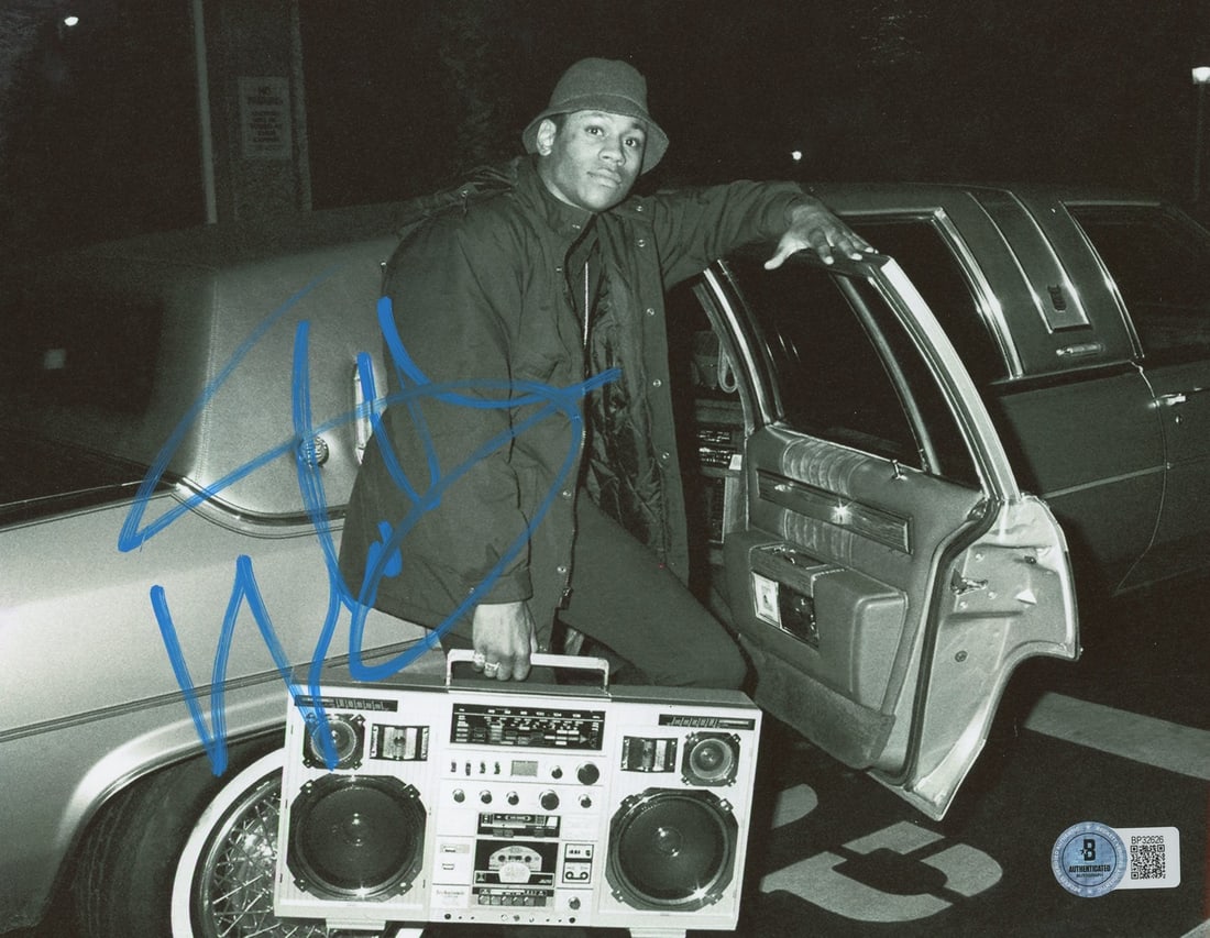 LL Cool J Signed 8x10 Photo Authenticated by Beckett BAS: LL Cool J Signed 8x10 Photo Authenticated by Beckett BAS This is an authentic autographed 8x10 photo of LL Cool J, the iconic rapper. The photo has been personally signed and comes with a Beckett Auth