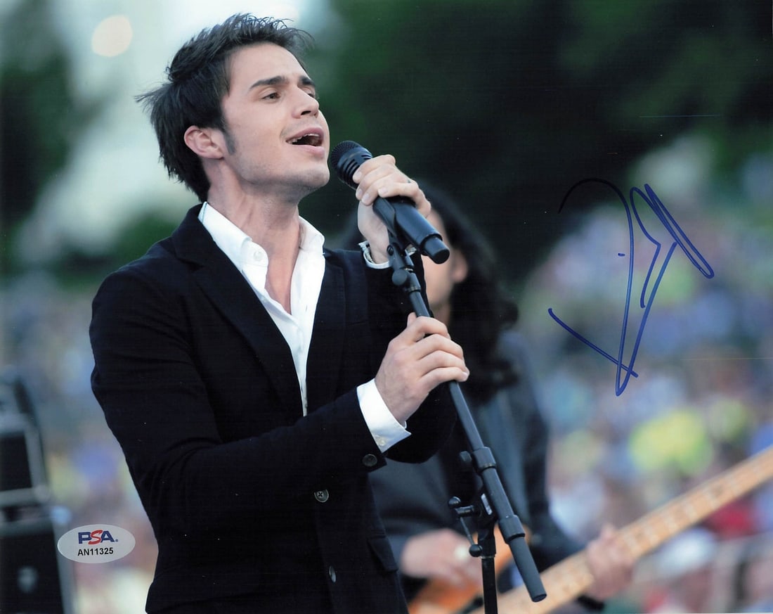 Kris Allen Autographed 8x10 Photo PSA/DNA Certified Singer (1 of 1)