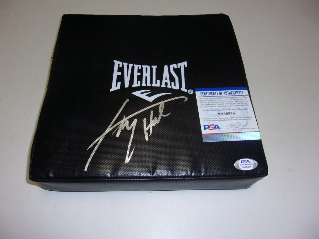 Signed Everlast Boxing Turnbuckle Larry Holmes PSA DNA COA Hall of Fame 2008 (1 of 1)