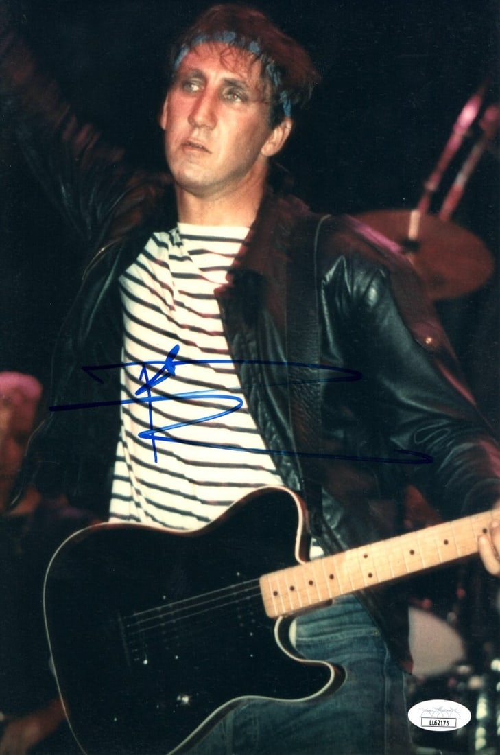 Pete Townshend Signed 8x12 Photo The Who JSA Authenticated (1 of 2)