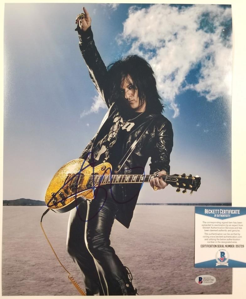 Steve Stevens Autographed 11x14 Photograph with Beckett BAS Certificate (1 of 1)