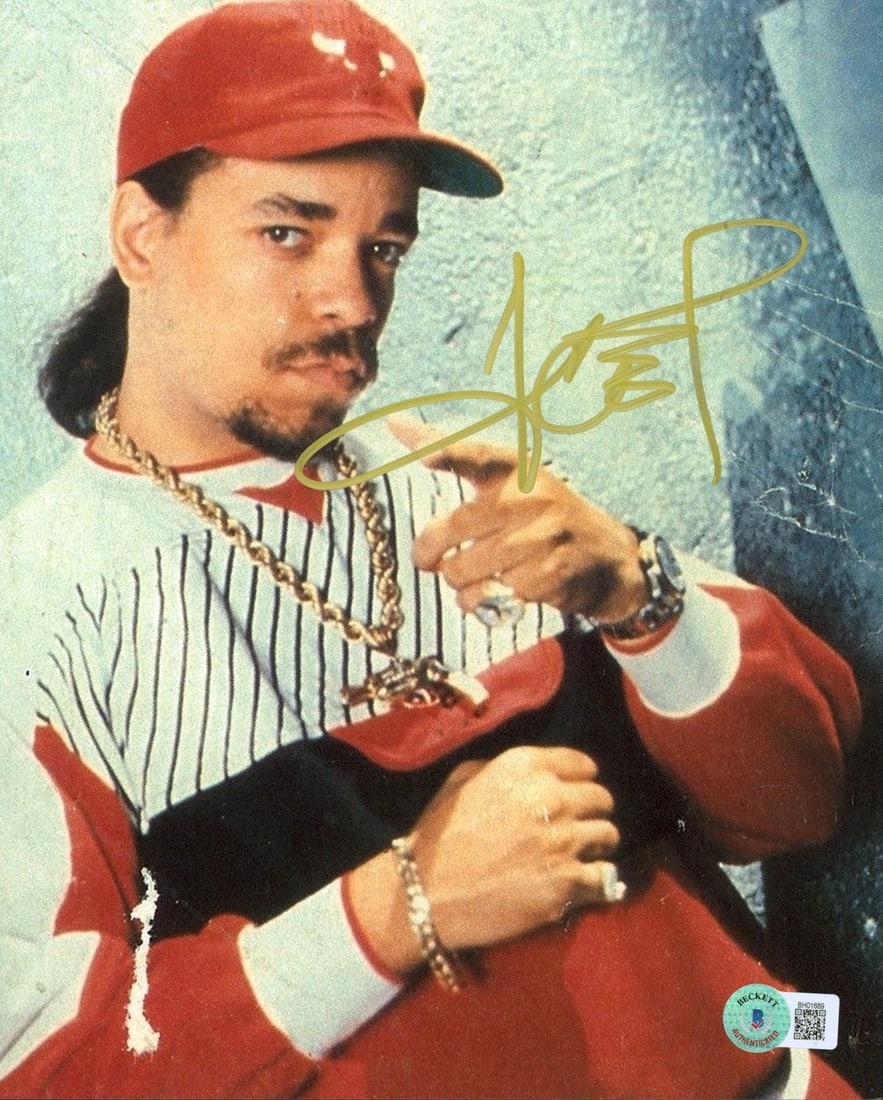 Signed 8x10 Photo of Ice-T from Body Count Authenticated by Beckett: Signed 8x10 Photo of Ice-T from Body Count Authenticated by Beckett This 8x10 photo has been personally signed by Ice-T of Body Count. The autograph is authenticated by Beckett Authentication Services