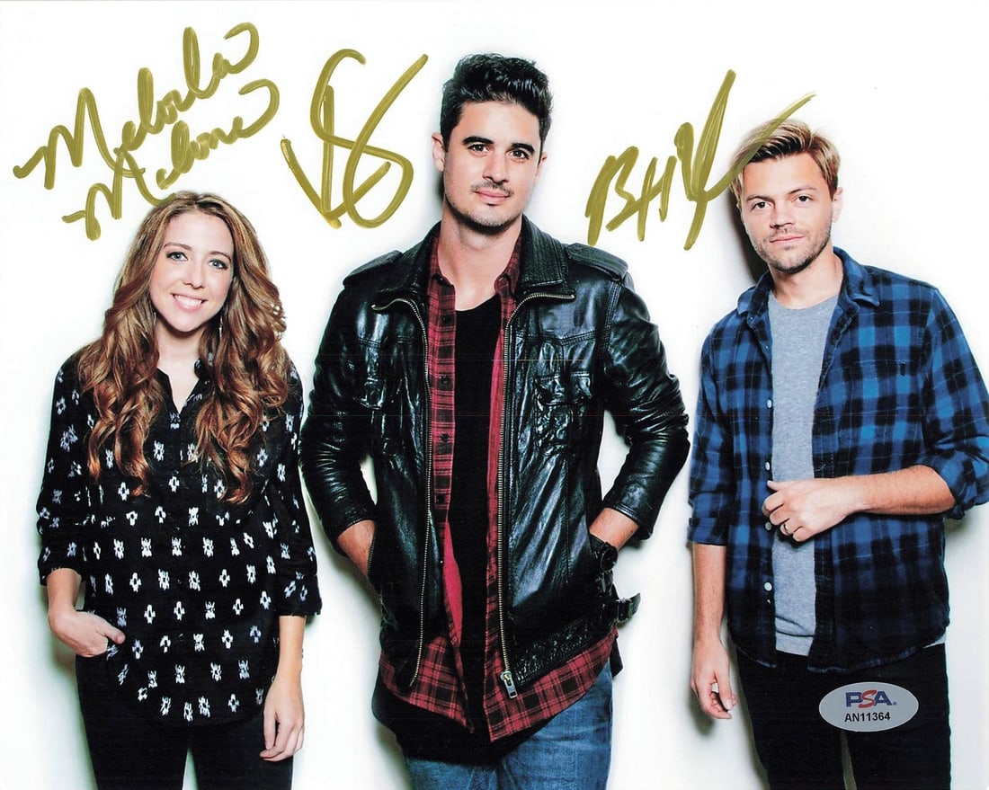 Kristian Stanfill Melodie Malone Brett Younker Signed 8x10 PSA/DNA Photo (1 of 1)