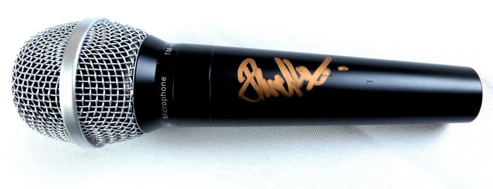 Microphone Hand Signed by Saxophonist Dave Koz with JSA Authentication: Microphone Hand Signed by Saxophonist Dave Koz with JSA Authentication This is a microphone personally autographed by renowned saxophonist Dave Koz. The signature has been authenticated by James Spenc