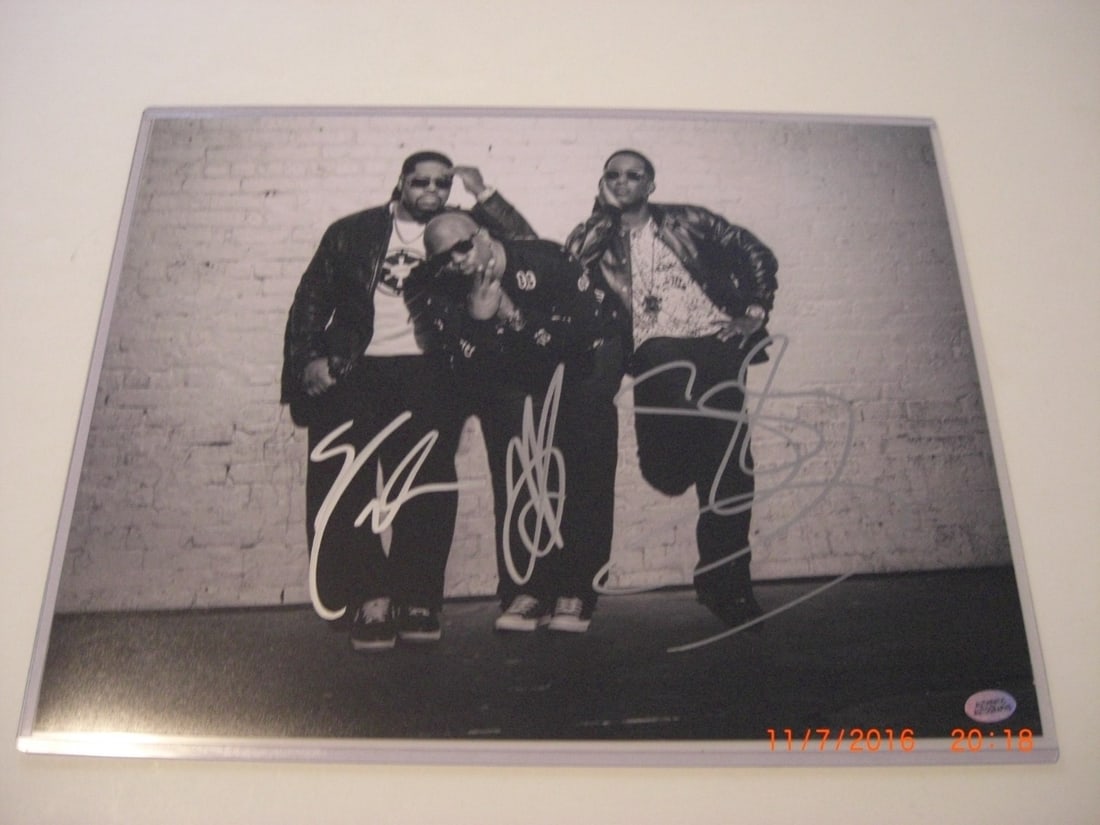 Signed 11x14 Boyz II Men Photograph With Three Autographs (1 of 1)