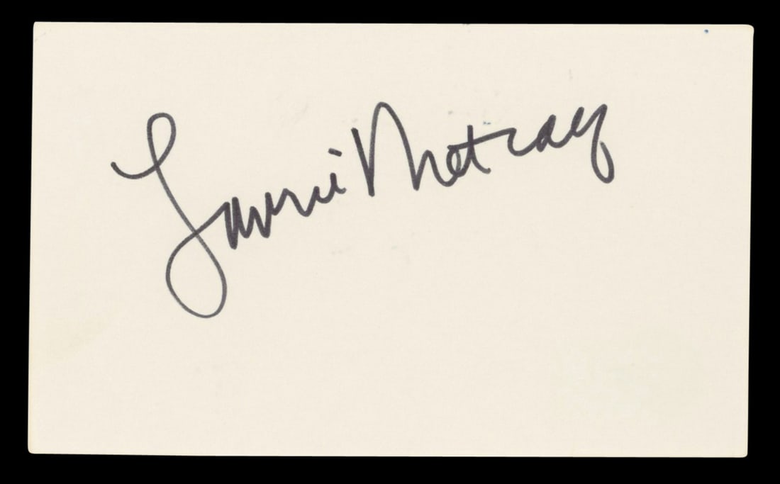 Laurie Metcalf Signed Roseanne 3x5 Index Card Beckett Authenticated: Laurie Metcalf Signed Roseanne 3x5 Index Card Beckett Authenticated This authentic autographed 3x5 index card features the signature of Laurie Metcalf, known for her role in the classic television ser
