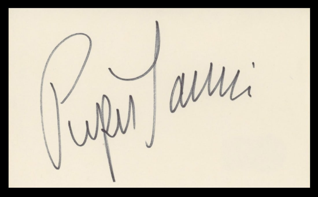 Piper Laurie Signed 3x5 Index Card Beckett Authenticated Autograph The Hustler: Piper Laurie Signed 3x5 Index Card Beckett Authenticated Autograph The Hustler This 3x5 index card features an authentic signature from Piper Laurie, known for her role in The Hustler. The autograph i