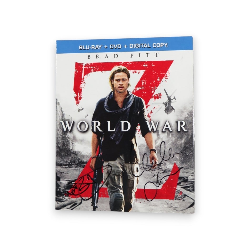 World War Z Dual Signed Blu-ray Cover Mireille Enos James Badge Dale JSA: World War Z Dual Signed Blu-ray Cover Mireille Enos James Badge Dale JSA This original Blu-ray cover for the film 'World War Z' features dual autographs from actors Mireille Enos and James Badge Dale.