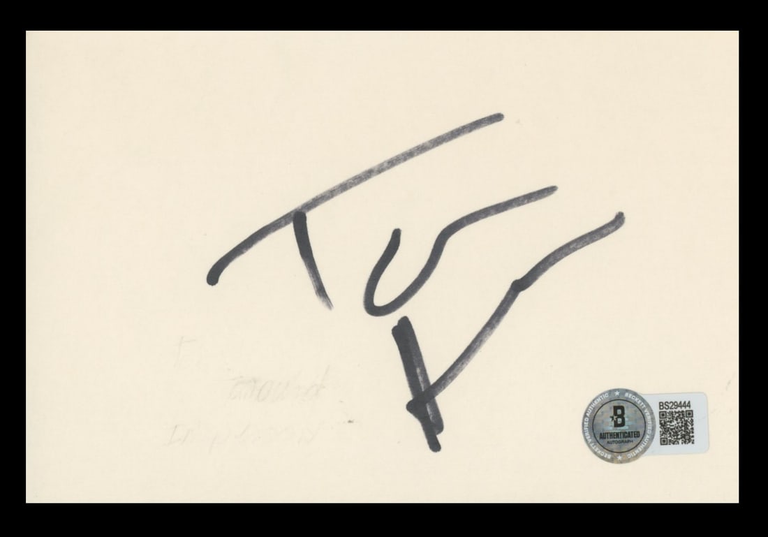 Tom Sizemore Signed 4x6 Index Card from Saving Private Ryan BAS Certified: Tom Sizemore Signed 4x6 Index Card from Saving Private Ryan BAS Certified This autographed 4x6 index card features the signature of Tom Sizemore, renowned for his role in the iconic film Saving Privat