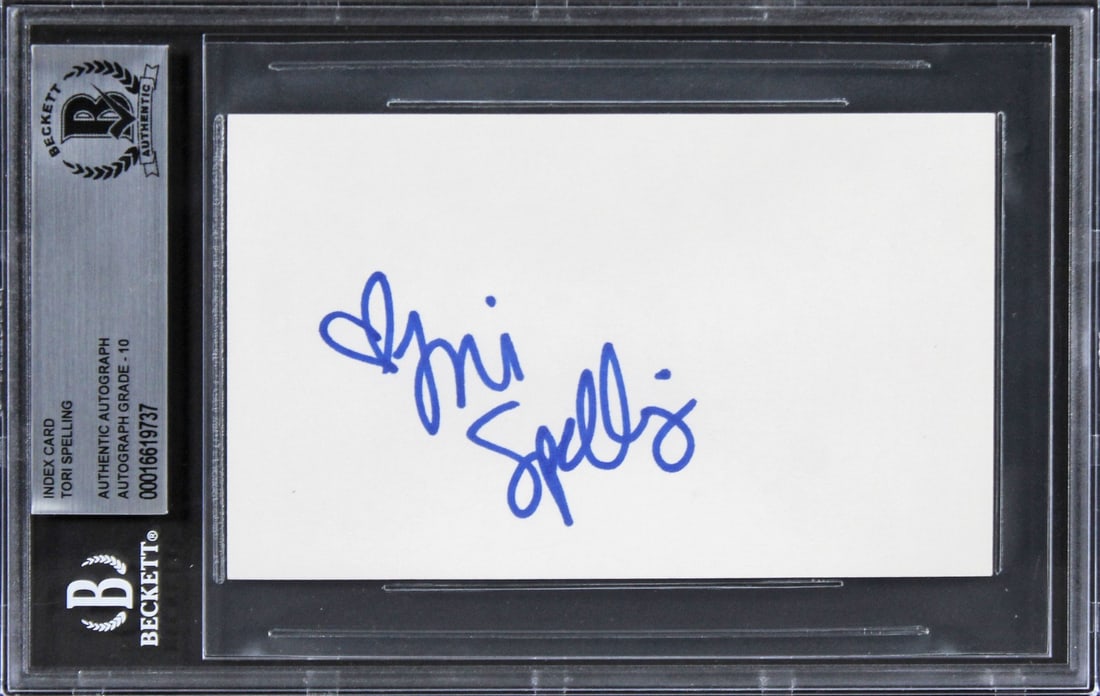 Tori Spelling 90210 Signed 3x5 Index Card Graded Gem Mint 10: Tori Spelling 90210 Signed 3x5 Index Card Graded Gem Mint 10 This authentic 3x5 index card features the signature of Tori Spelling, renowned for her role in the iconic television series 90210. Graded 