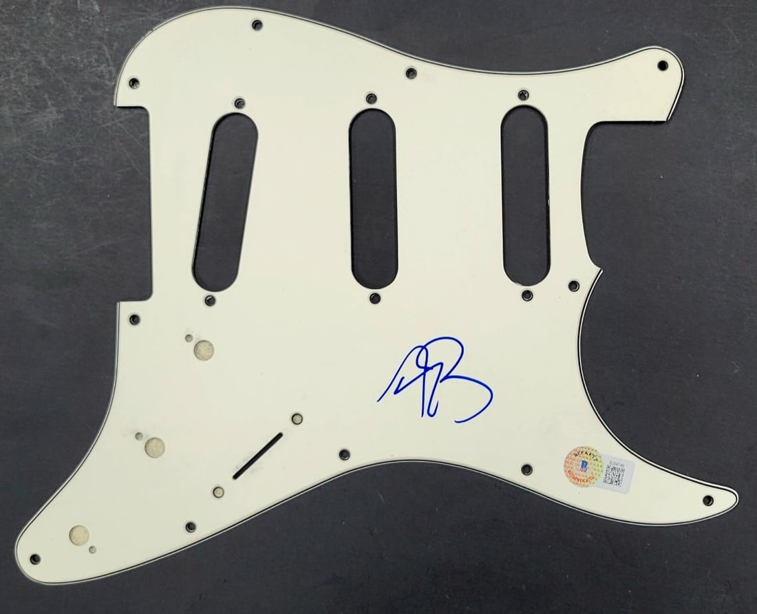 Austin Butler autographed guitar pickguard Beckett authenticated Elvis movie collectible (1 of 3)