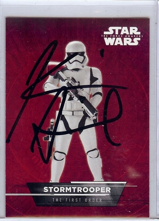 Topps Star Wars Force Awakens Card Signed by Kevin Smith JSA Authenticated: Topps Star Wars Force Awakens Card Signed by Kevin Smith JSA Authenticated This is a pre-owned Topps trading card from Star Wars: Force Awakens, personally autographed by Kevin Smith. The authenticity