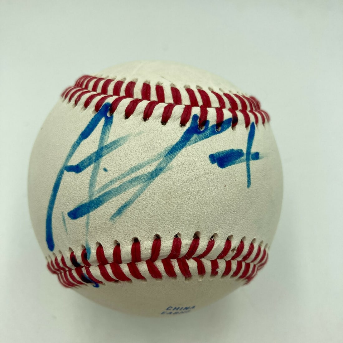 Ashton Kutcher Signed Baseball with JSA COA Authentic Movie Memorabilia: Ashton Kutcher Signed Baseball with JSA COA Authentic Movie Memorabilia This is an original baseball autographed by movie star Ashton Kutcher, featuring a James Spence Authentication (JSA) certificate