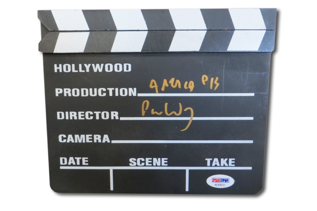 Paul Weitz Autographed Mini Movie Clapper PSA Certified American Pie: Paul Weitz Autographed Mini Movie Clapper PSA Certified American Pie This authentic mini movie clapper from 'American Pie' is signed by director Paul Weitz. The autograph is authenticated by PSA/DNA, 