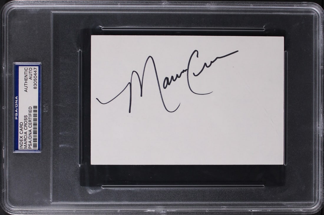 Marcia Cross Signed 4x6 Index Card PSA/DNA Desperate Housewives: Marcia Cross Signed 4x6 Index Card PSA/DNA Desperate Housewives This authentic signed 4x6 index card features the signature of Marcia Cross, known for her role in the acclaimed series Desperate Housew