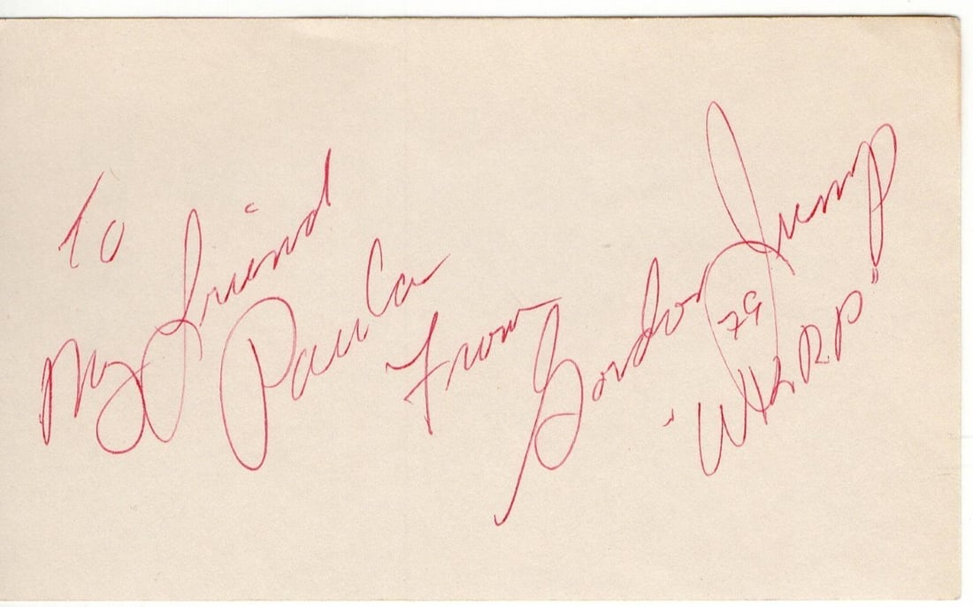 Autographed Index Card by Gordon Jump WKRP in Cincinnati JSA Authenticated: Autographed Index Card by Gordon Jump WKRP in Cincinnati JSA Authenticated This is an original index card signed by Gordon Jump, well known for his role in WKRP in Cincinnati. The autograph has been a