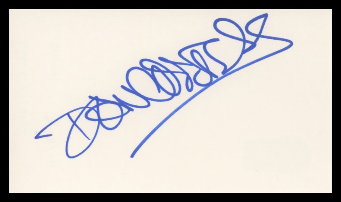 Dan Cortese Signed 3x5 Index Card Beckett Authenticated Seinfeld Autograph: Dan Cortese Signed 3x5 Index Card Beckett Authenticated Seinfeld Autograph This is an original 3x5 index card personally signed by Dan Cortese, known for his role on Seinfeld. The autograph has been a