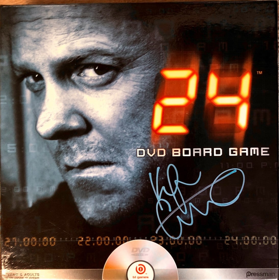 Kiefer Sutherland Signed 24 Jack Bauer DVD Board Game Authentic (1 of 2)