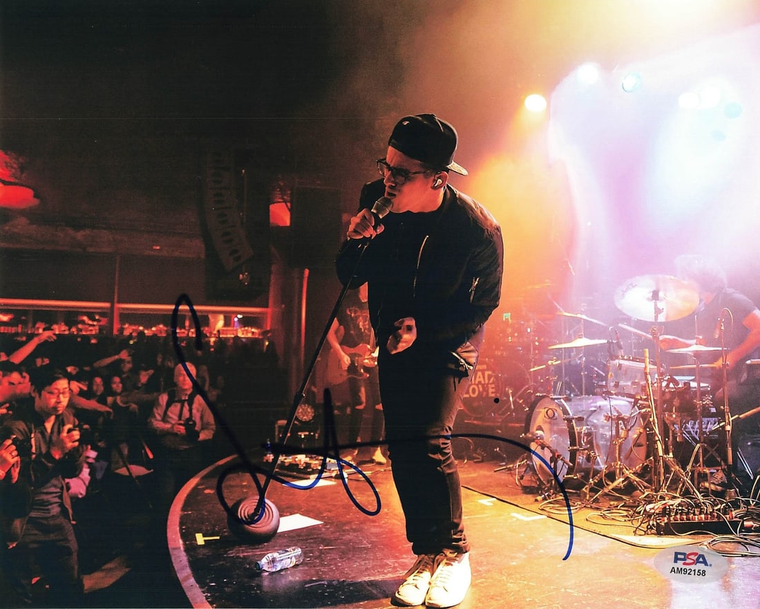 Wavves Autographed 8x10 Photo PSA/DNA Certified Original: Wavves Autographed 8x10 Photo PSA/DNA Certified Original This is a professionally printed 8x10 photograph signed by the band Wavves. Each autograph has been verified by PSA/DNA, ensuring its authentic