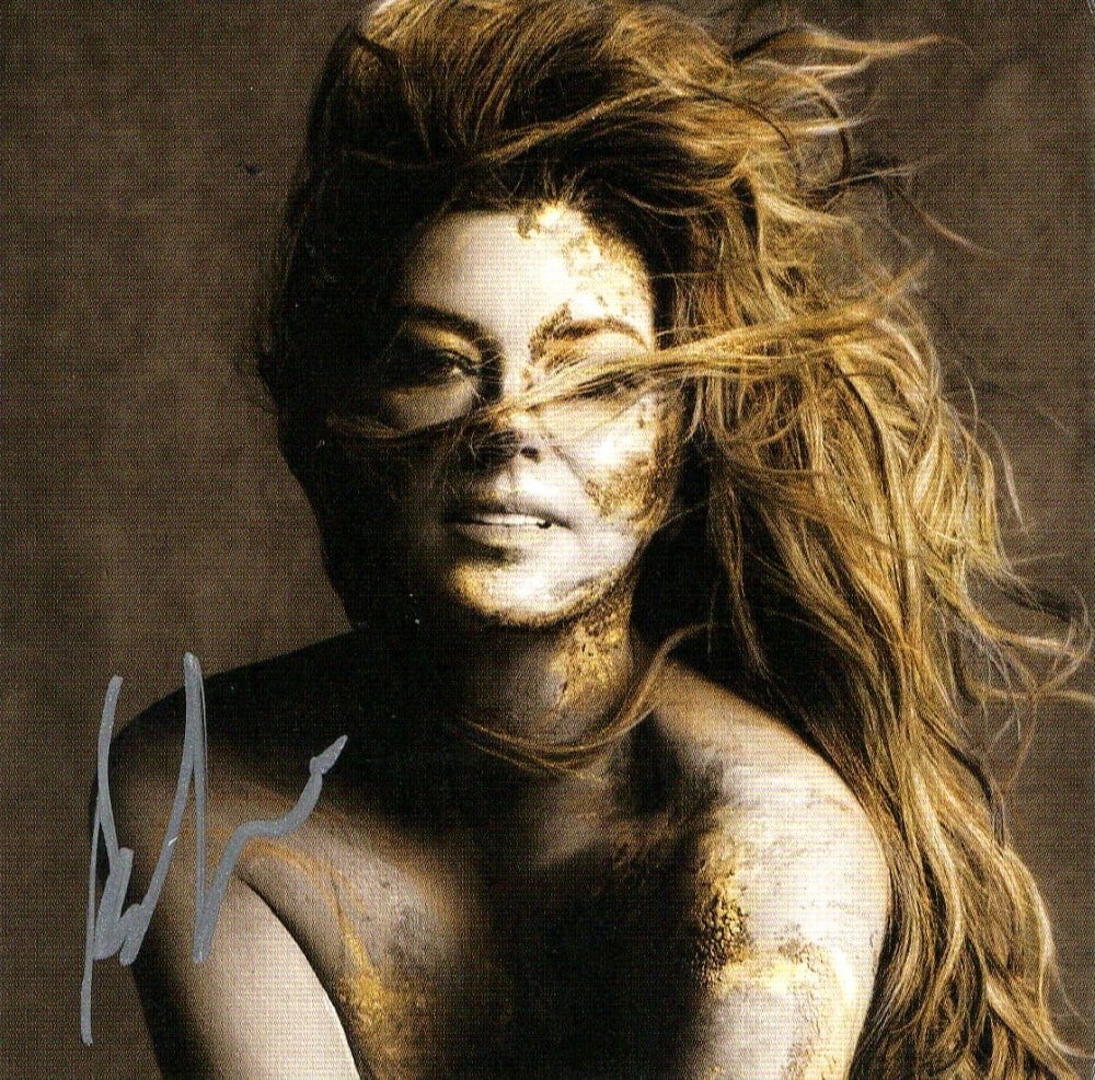 Shania Twain Queen of Me Signed Art Card Photo JSA Authenticated: Shania Twain Queen of Me Signed Art Card Photo JSA Authenticated Own a piece of music history with this Shania Twain autographed art card photo. Measuring approximately 3.75" x 4", this original card 