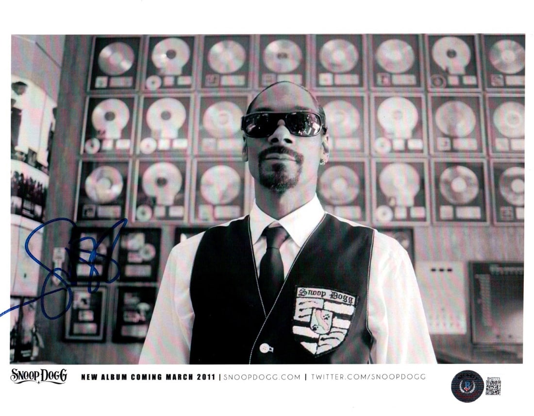 Snoop Dogg Signed 8X10 Photo 2011 Album Promo Beckett Authenticated: Snoop Dogg Signed 8X10 Photo 2011 Album Promo Beckett Authenticated This is an authentic 8x10 photo signed by Snoop Dogg, featuring promotional artwork from his 2011 album. The autograph has been veri