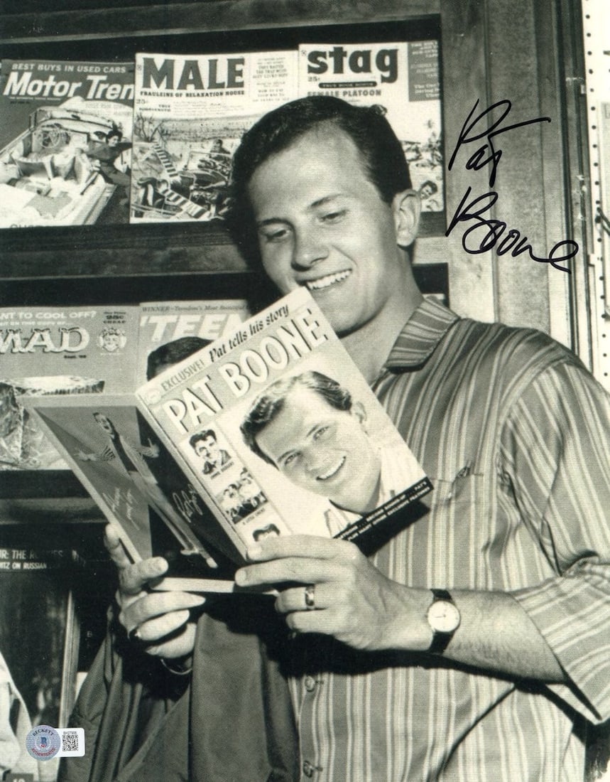 Pat Boone Autographed 11x14 B/W Photo Beckett Authenticated: Pat Boone Autographed 11x14 B/W Photo Beckett Authenticated This is an original 11X14 black and white photograph of Pat Boone, the renowned singer, featuring his authentic signature. The autograph has