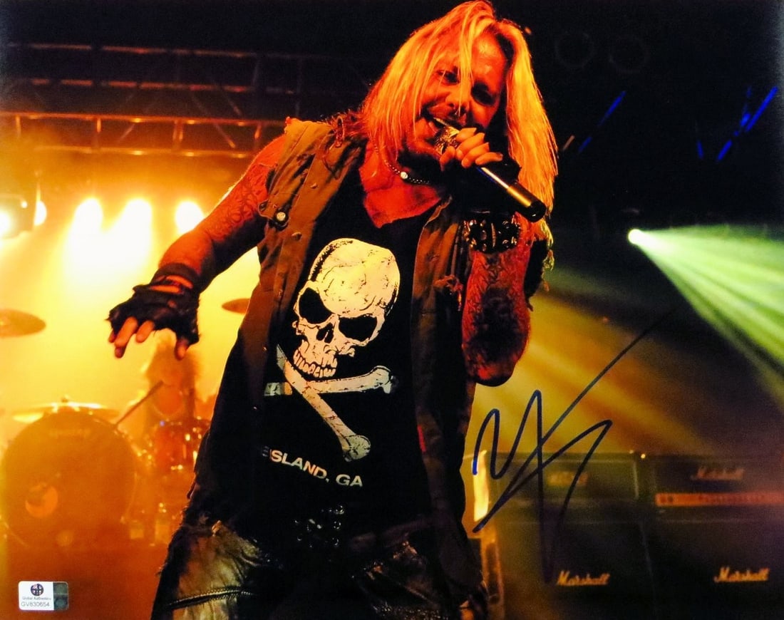 Vince Neil Autographed 11X14 Photo Motley Crue Global Authentics: Vince Neil Autographed 11X14 Photo Motley Crue Global Authentics Capture a piece of rock history with this authentic 11X14 photograph of Vince Neil, the iconic lead singer of Motley Crue. This stunnin