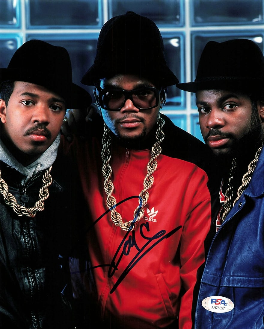 Signed 8x10 Darryl McDaniels photo PSA DNA authenticated Run DMC: Signed 8x10 Darryl McDaniels photo PSA DNA authenticated Run DMC This is a professionally printed 8x10 photograph featuring Darryl McDaniels of Run DMC. The photo has been personally signed by Darryl 