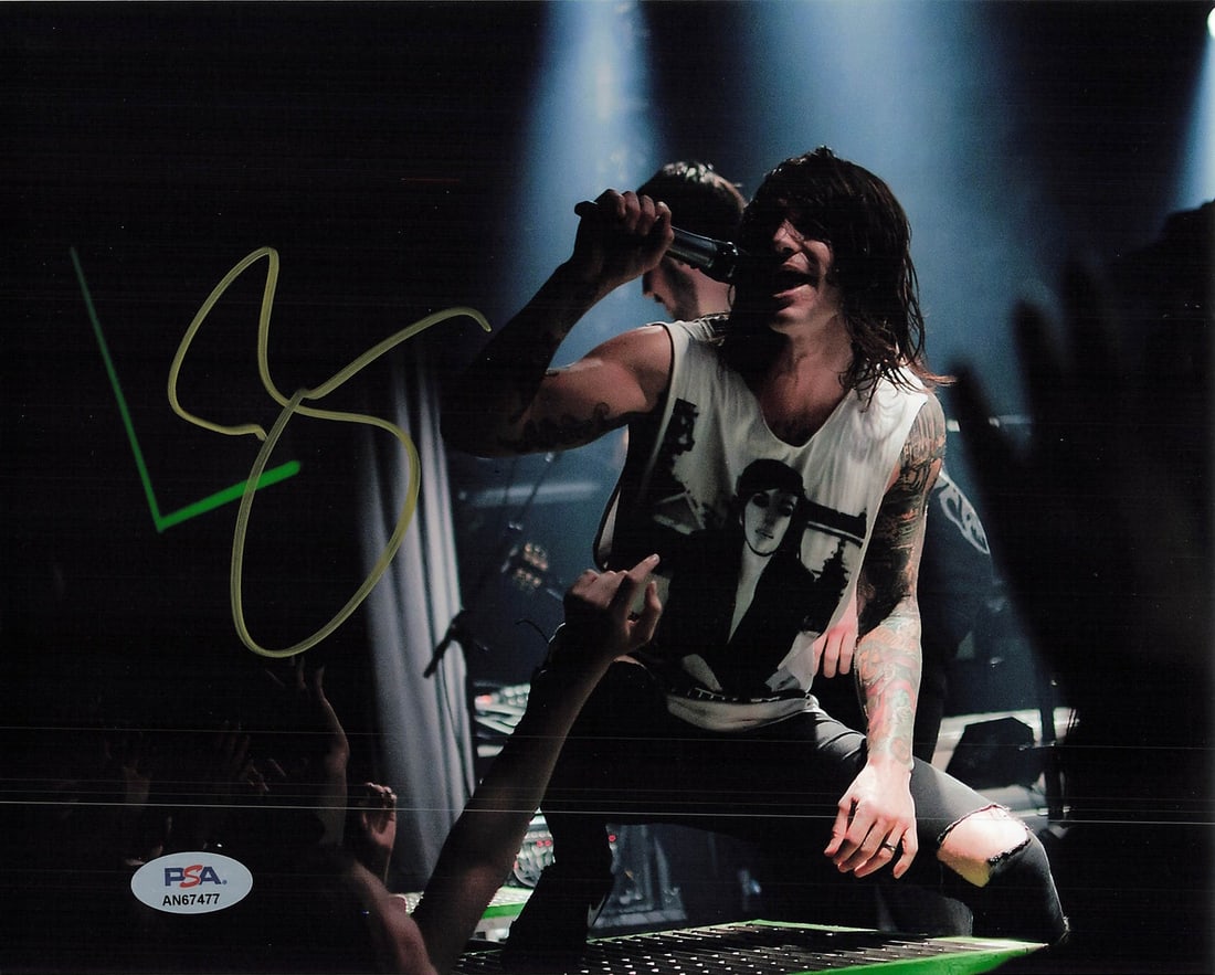 Beau Bokan 8x10 Photo PSA/DNA Authenticated Autograph Musician: Beau Bokan 8x10 Photo PSA/DNA Authenticated Autograph Musician This professionally printed 8x10 photograph features the autograph of musician Beau Bokan. The signature has been authenticated by PSA/DN
