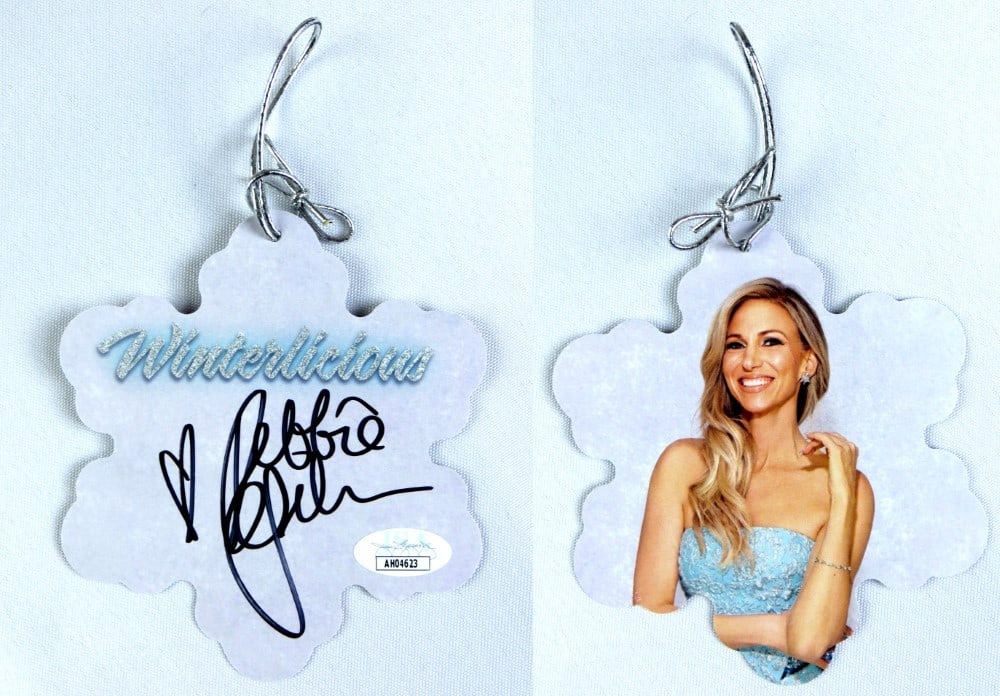 Debbie Gibson Authenticated Signed Holiday Ornament with JSA Certification (1 of 2)
