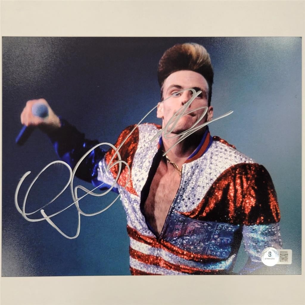 8x10 Vanilla Ice Autographed Photo with Beckett Authentication: 8x10 Vanilla Ice Autographed Photo with Beckett Authentication This 8x10 photo features the autograph of Vanilla Ice, the renowned rapper and artist. The signature is authenticated by Beckett and the 