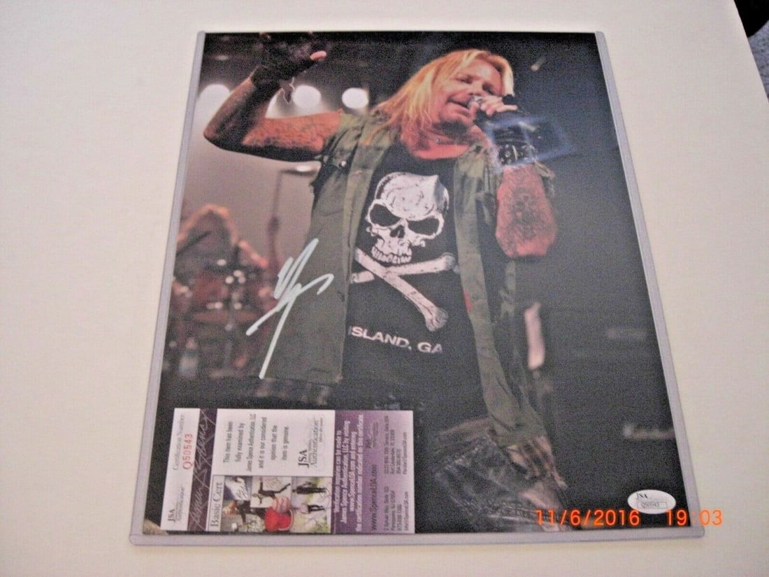 Signed Vince Neil 11x14 Photograph with JSA COA Motley Crue Autograph (1 of 1)